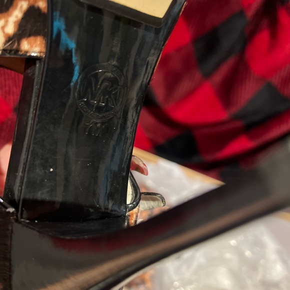 Michael Kors Elena Cross Strap Cheetah Heels!! - Picture 5 of 13